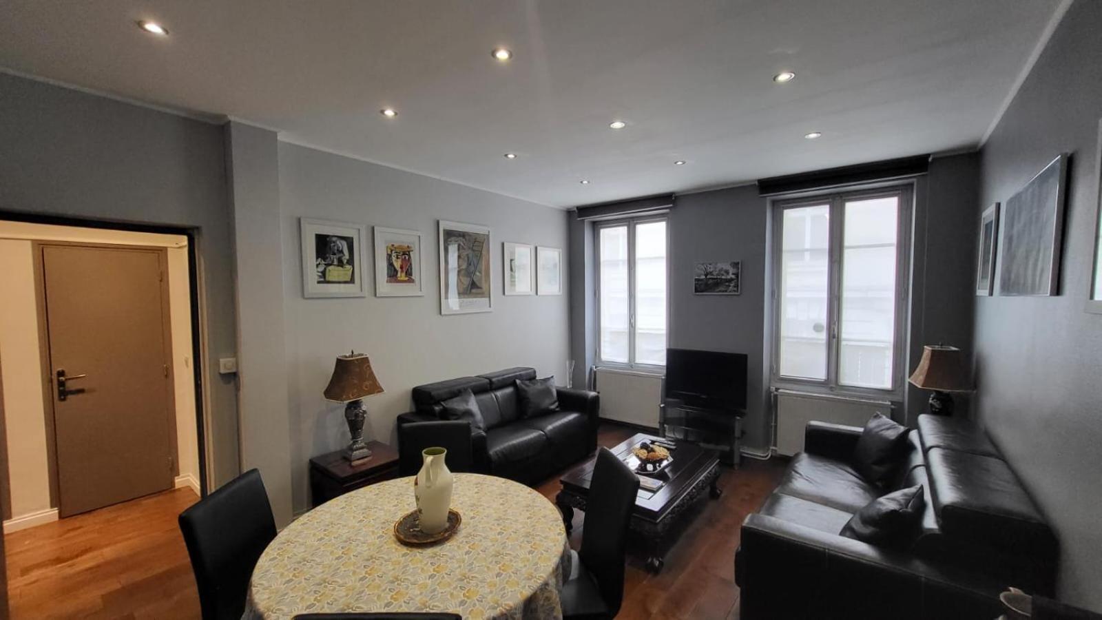 Appartement 2 Bed 16th Arrondissement Trocadero For6 Paris
